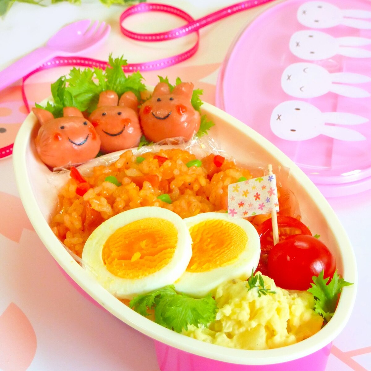 丸いウィンナーで 3匹のうさぎさん キャラ弁 レシピ 作り方 By うちくるくる 楽天レシピ 丸いウィンナーで 3匹のうさぎさん キャラ弁 レシピ 作り方 By うちくるくる 楽天レシピ